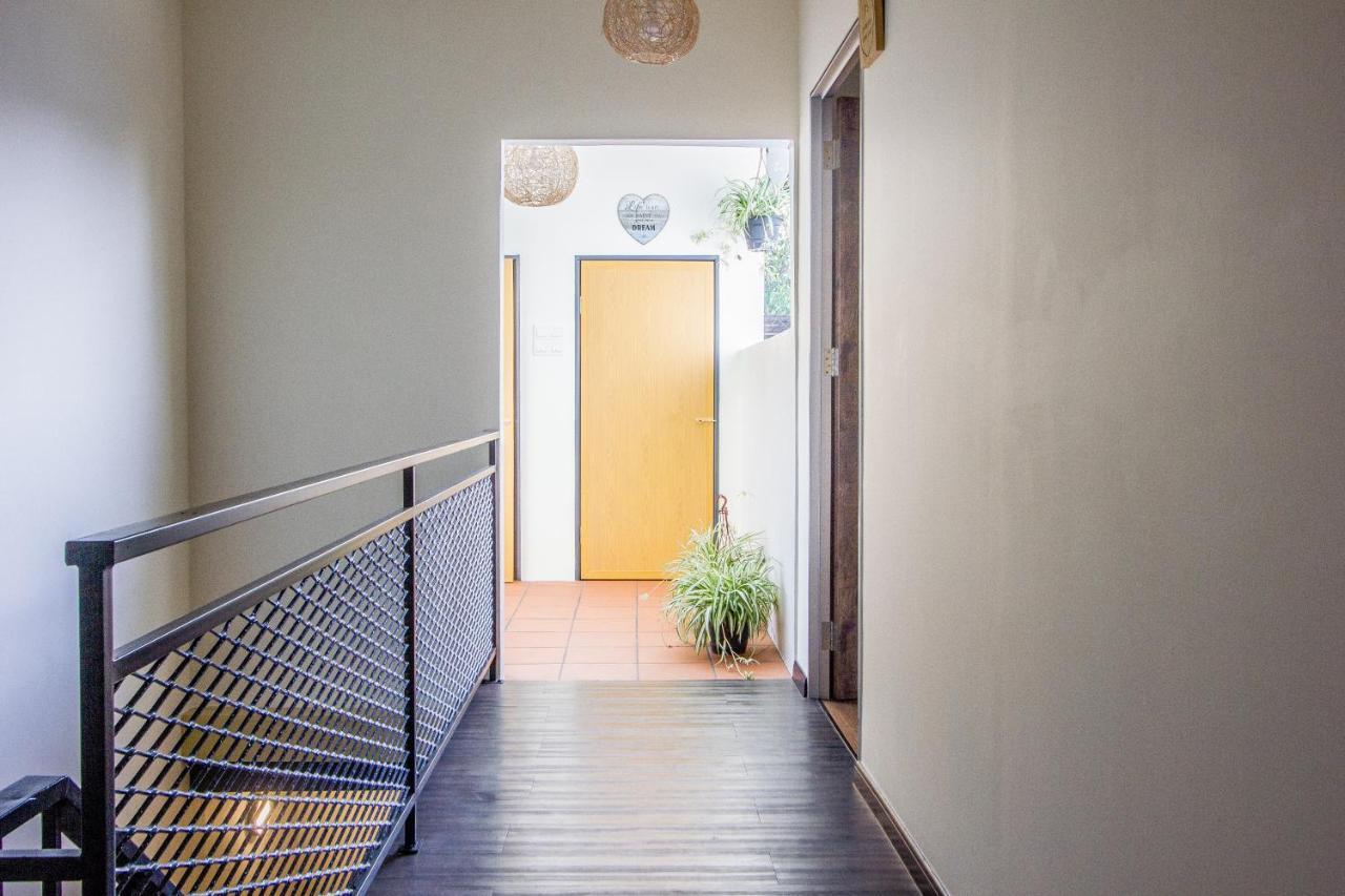 Explore 5Br Gardenhouse Retreats Butterworth Eksteriør billede