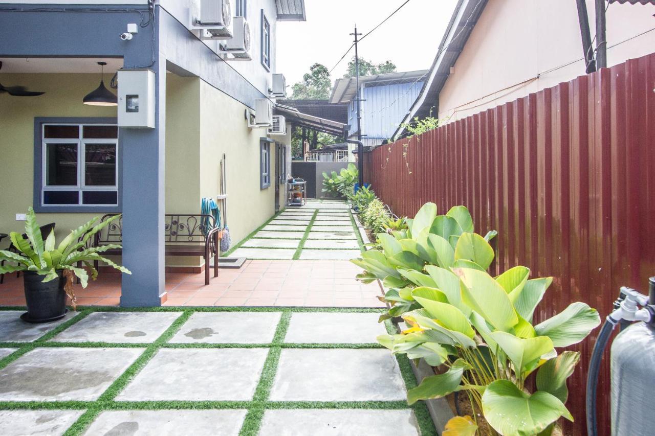 Explore 5Br Gardenhouse Retreats Butterworth Eksteriør billede